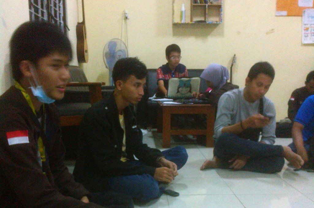 Suasana saat Teklap Aksi Nasional Blok Mahakam di sekretariat BEM-U. Foto: Reza Adum Kurnia Praja