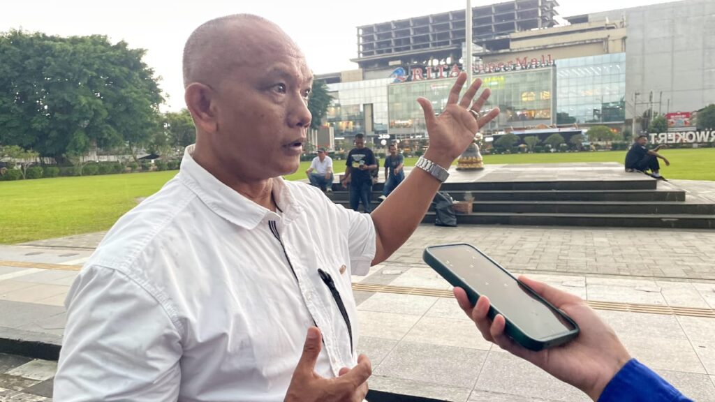 Iswa, selaku Koordinator Lapangan saat diwawancarai Awak Sketsa (19/12/2025) (beritaunsoed.com/ Hazna Nazriah Khairunnisa)