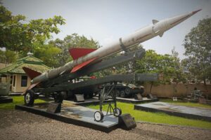 Replika Peluru Kendali SAM-75 AURI (Angkatan Udara Republik Indonesia). (10/02/2026) (Beritaunsoed.com/Ryu Athallah Raihan)