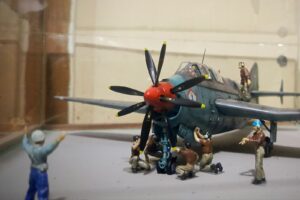 Miniatur Pesawat Patroli Maritim dan Antikapal Selam Fairey Gannet TNI Angkatan Laut. (10/02/2026) (Beritaunsoed.com/Ryu Athallah Raihan)