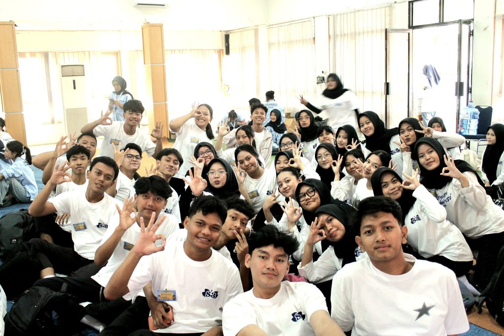 Mahasiswa Baru Mengikuti Rangkaian Ospek di Fakultas (11/8/2026) (Beritaunsoed.com/Artika Putri Kinanti)