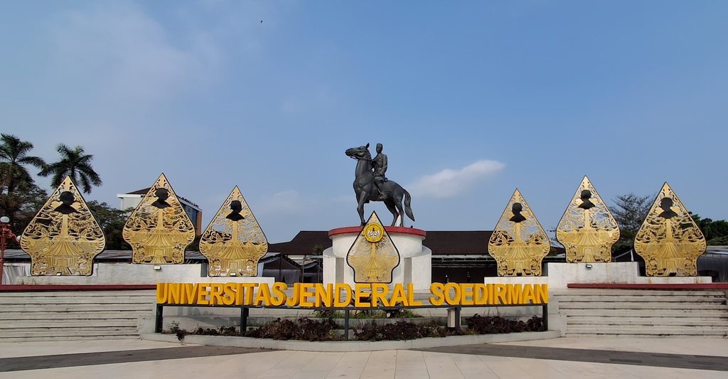 Patung Kuda Universitas Jenderal Soedirman (25/09/2026 (Beritaunsoed.com/Artika Putri Kinanti)
